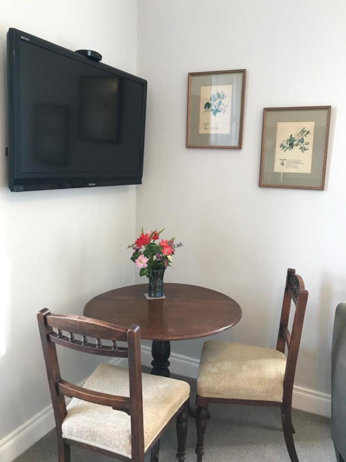 Riverbank House Bed And Breakfast Innishannon Buitenkant foto